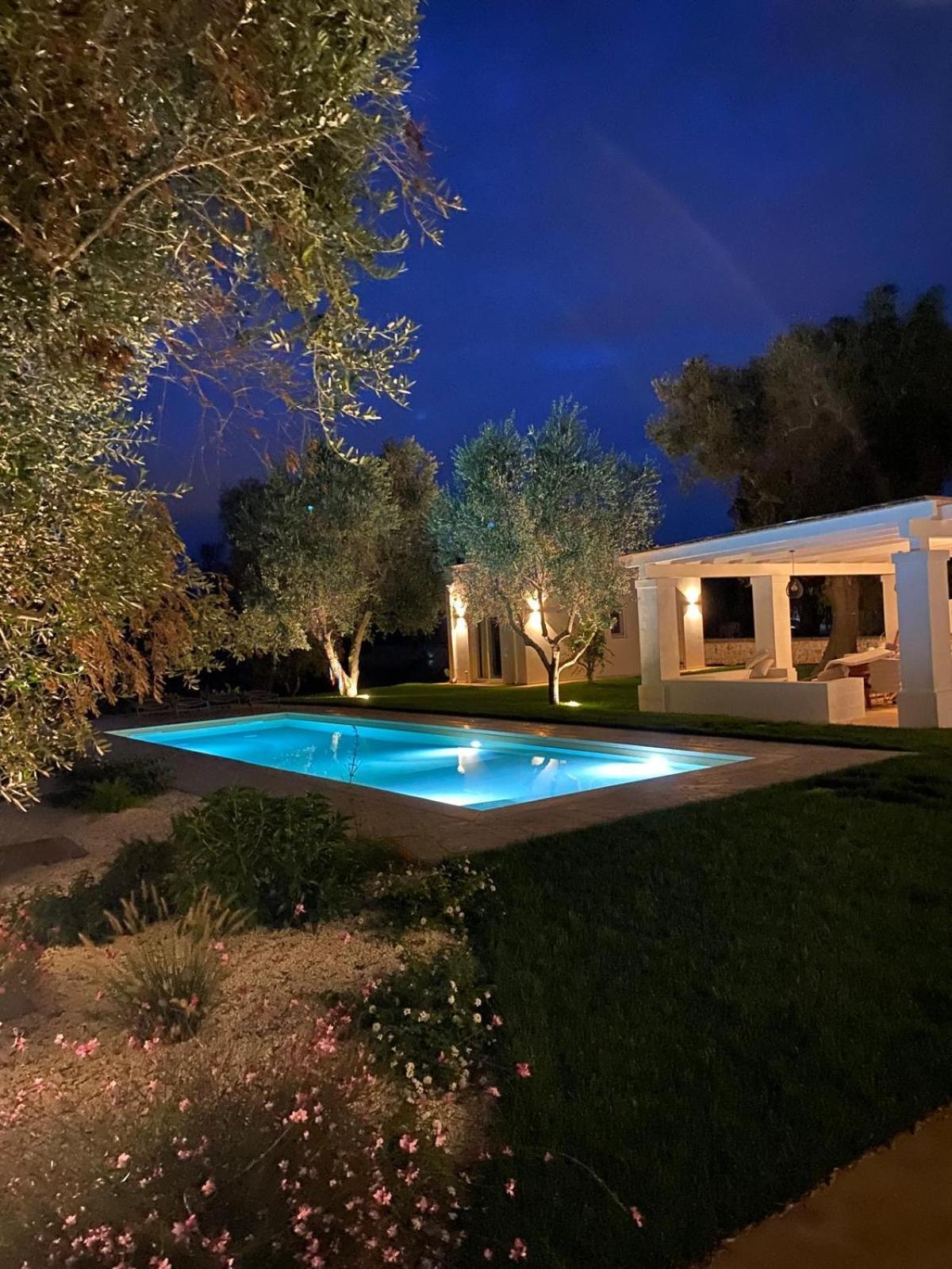Trullo Gritti All'Antico Uliveto سان ميكيلي سالنتينو المظهر الخارجي الصورة
