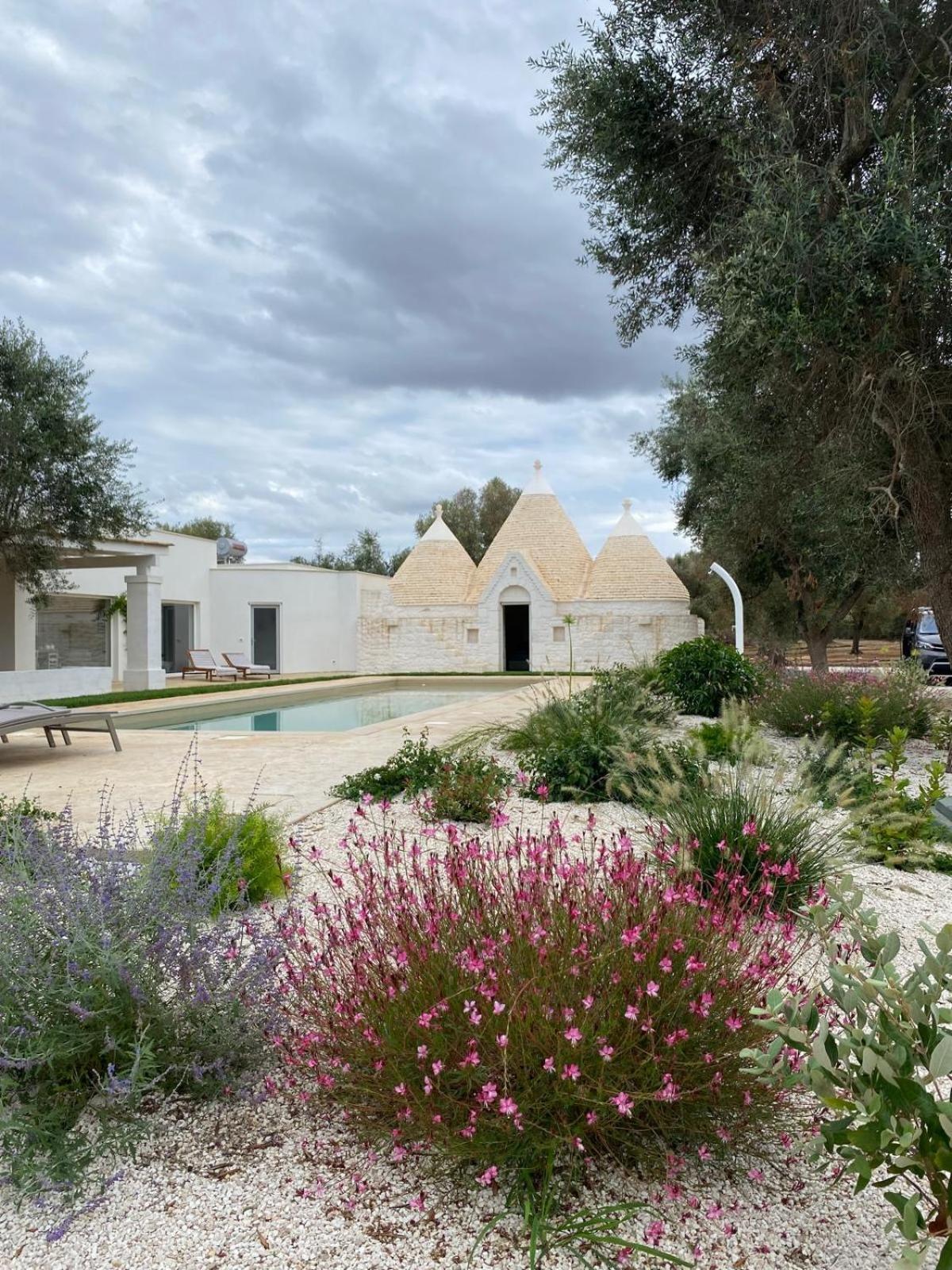Trullo Gritti All'Antico Uliveto سان ميكيلي سالنتينو المظهر الخارجي الصورة