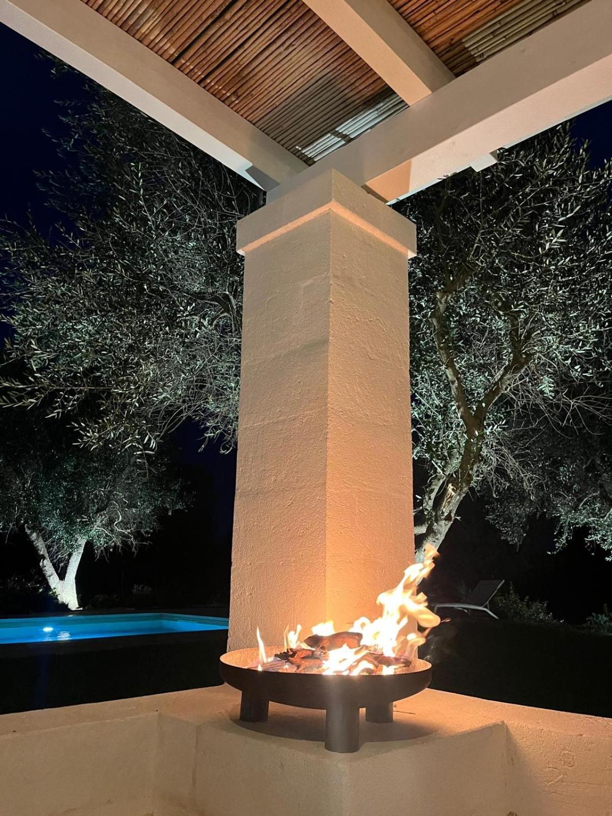 Trullo Gritti All'Antico Uliveto سان ميكيلي سالنتينو المظهر الخارجي الصورة